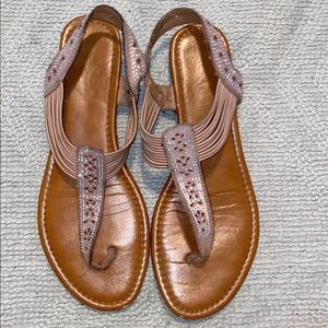 Light pink sandals